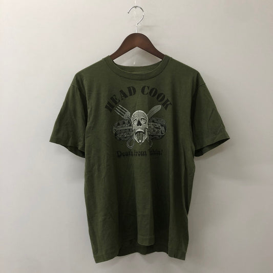 【中古品】【メンズ】 SCREEN STARS スクリーンスターズ 80's HEAD COOK DEATH FROM WITHIN ARMY T-SHIRT VINTAGE 80年代 ヘッドクック デス フロム ウィズイン アーミー Tシャツ 半袖 トップス ヴィンテージ 145-250529-kk-16-tei サイズ：L カラー：カーキ 万代Net店