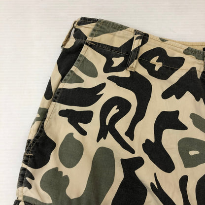 【現状渡し品】【メンズ】 STUSSY ステューシー 00's CLASSIC DUCK CAMO DESIGN CARGO SHORTS 00年代 クラシック ダック カモ デザイン カーゴ ショーツ ボトムス ショートパンツ ハーフパンツ 153-250602-KS-25-tei サイズ：表記無し カラー：カモ柄 万代Net店