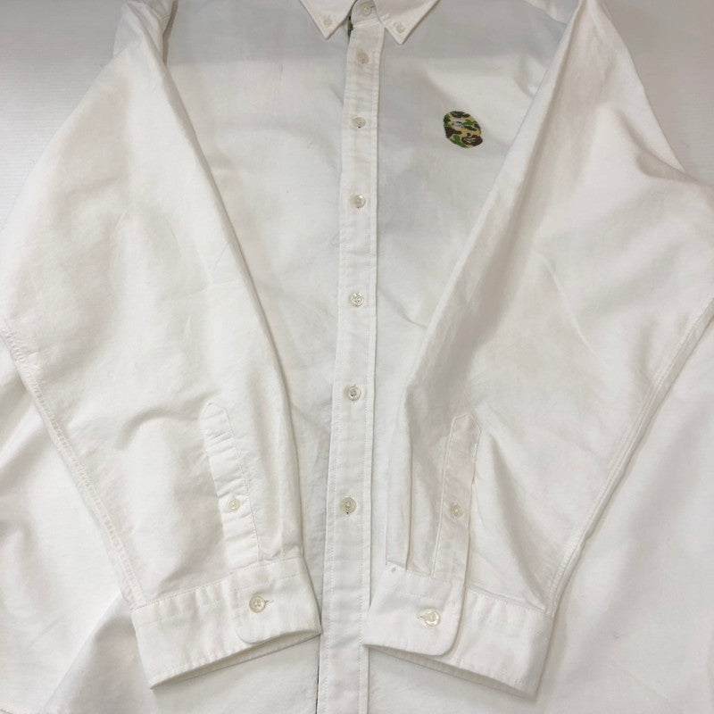 【中古品】【メンズ】 A BATHING APE アベイシングエイプ ABC CAMO ONE POINT RELAXED FIT SHIRT 001SHK801008M ABCカモ ワンポイント リラックスフィットシャツ 長袖 トップス 142-250606-kk-18-tei サイズ：XL カラー：ホワイト 万代Net店
