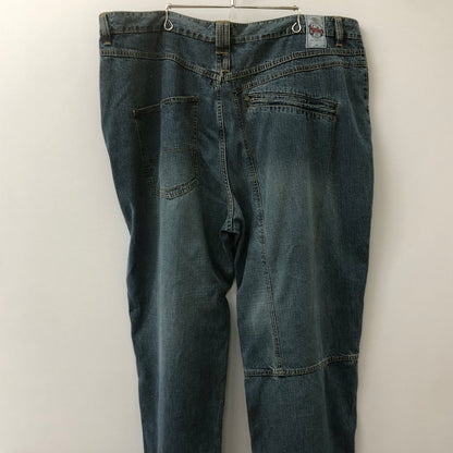 【中古品】【メンズ】 PLATINUM FUBU プラチナムフブ × HARLEM GLOBETROTTERS ハーレム グローブトロッターズ 別注 コラボ BAGGY DENIM PANTS バギー デニム パンツ ボトムス 158-250621-yo-30-tei サイズ：W48 L34 カラー：インディゴ 万代Net店