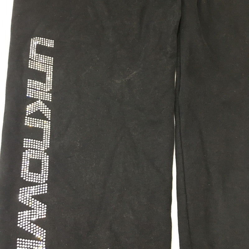 【中古品】【メンズ】 UNKNOWN LONDON アンノウン・ロンドン 22SS SIGNATURE RHINESTONE JOGGER シグネチャー ラインストーン ジョガー ボトムス スウェットパンツ 153-250628-kk-22-tei サイズ：M カラー：ブラック 万代Net店