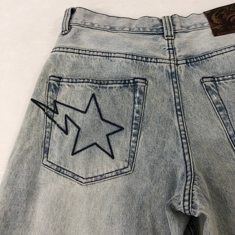 【中古品】【メンズ】 A BATHING APE アベイシングエイプ DESTROYED STA RELAXED FIT 13OZ DENIM SHORTS 001DSL301304M デストロイド スタ リラックスド フィット 13オンス デニムショーツ ボトムス ハーフパンツ ショートパンツ 158-250629-kk-30-tei サイズ：M カラー：ライトインディゴ 万代Net店