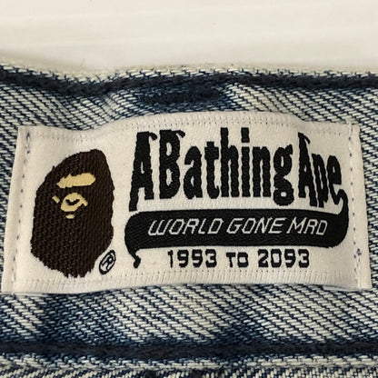 【中古品】【メンズ】 A BATHING APE アベイシングエイプ DESTROYED STA RELAXED FIT 13OZ DENIM SHORTS 001DSL301304M デストロイド スタ リラックスド フィット 13オンス デニムショーツ ボトムス ハーフパンツ ショートパンツ 158-250629-kk-30-tei サイズ：M カラー：ライトインディゴ 万代Net店