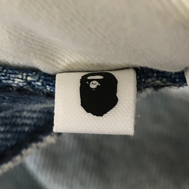 【中古品】【メンズ】 A BATHING APE アベイシングエイプ DESTROYED STA RELAXED FIT 13OZ DENIM SHORTS 001DSL301304M デストロイド スタ リラックスド フィット 13オンス デニムショーツ ボトムス ハーフパンツ ショートパンツ 158-250629-kk-30-tei サイズ：M カラー：ライトインディゴ 万代Net店