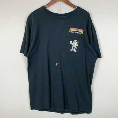 【中古品】【メンズ】 ANVIL アンビル 00’s FROGGY'S SALOON BIKE WEEK TEE 2000年代 フロッギーズ・サルーン バイクウィーク Tシャツ 半袖 トップス USA製 145-260806-yo-03-tei サイズ：XL カラー：ブラック 万代Net店