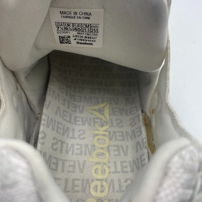 【ジャンク品】【メンズ】 REEBOK×VETEMENTS リーボック ヴェトモン INSTAPUMP FURY VET "EMOJI" インスタポンプフューリー エモジ スニーカー 靴 ※本体のみ 162-250927-nm-10-tei サイズ：25.5cm カラー：ホワイト 万代Net店