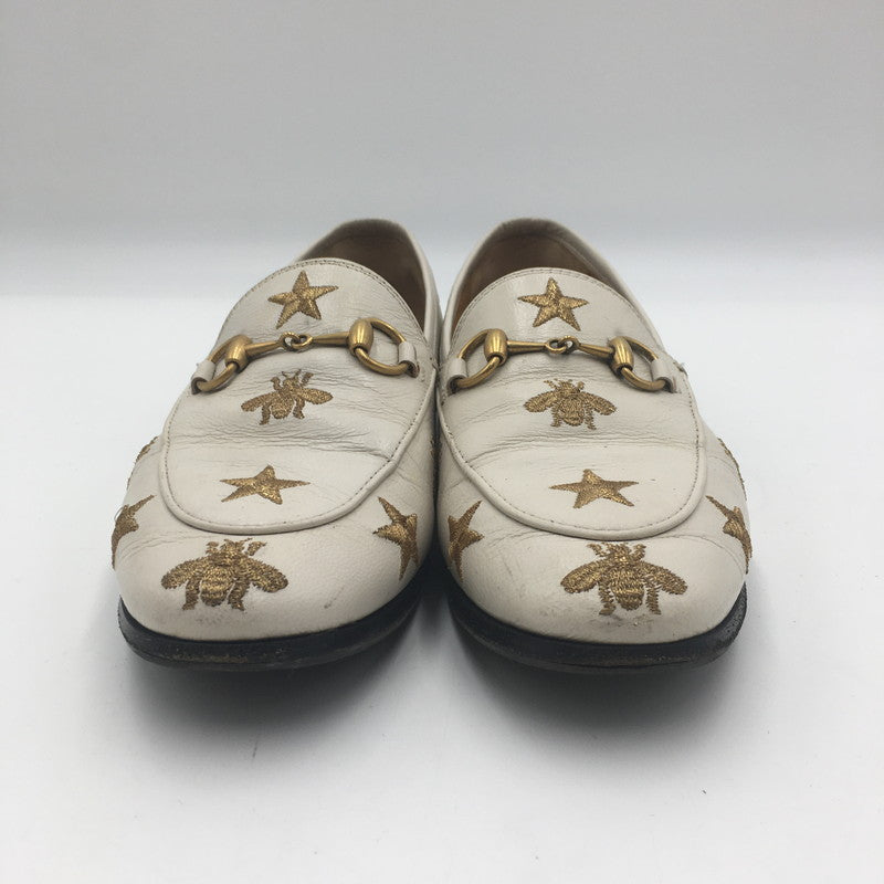 【中古品】【レディース】 GUCCI グッチ ヨルダーン エンブロイダリー ローファー 505281 靴 刺繍 183-250702-KS-02-tei サイズ：34 1/2 カラー：ホワイト 万代Net店