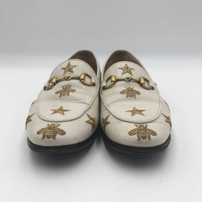 【中古品】【レディース】 GUCCI グッチ ヨルダーン エンブロイダリー ローファー 505281 靴 刺繍 183-250702-KS-02-tei サイズ：34 1/2 カラー：ホワイト 万代Net店