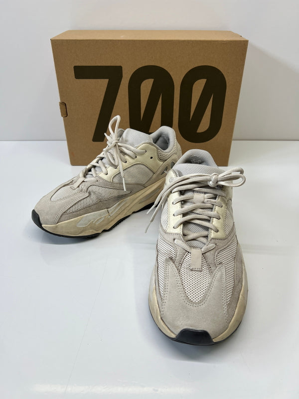 【中古品】【メンズ】 ADIDAS アディダス EG7596 YEEZY BOOST 700 イージー ブースト 靴 シューズ ローカットスニーカー 161-260924-AS-33-hon サイズ：27cm US9 カラー：グレージュ 万代Net店