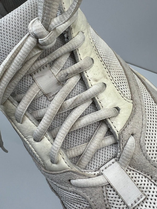 【中古品】【メンズ】 ADIDAS アディダス EG7596 YEEZY BOOST 700 イージー ブースト 靴 シューズ ローカットスニーカー 161-260924-AS-33-hon サイズ：27cm US9 カラー：グレージュ 万代Net店