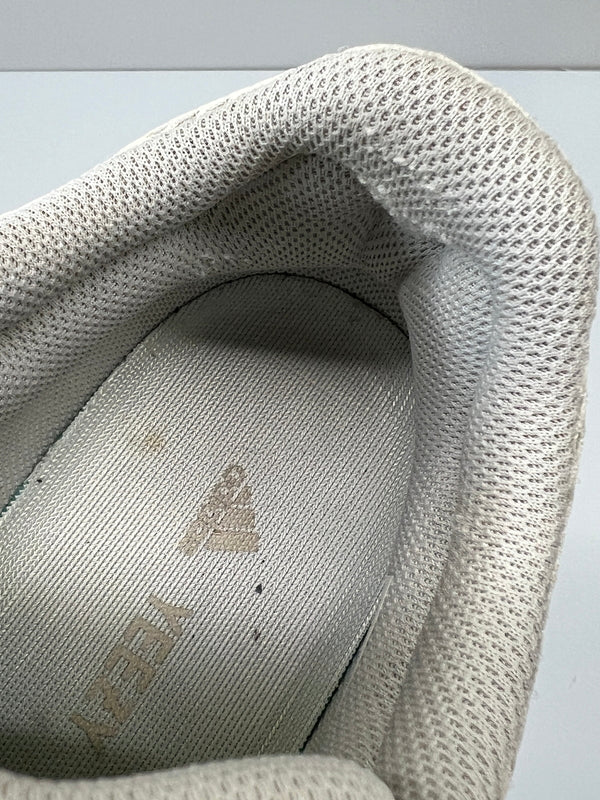 【中古品】【メンズ】 ADIDAS アディダス EG7596 YEEZY BOOST 700 イージー ブースト 靴 シューズ ローカットスニーカー 161-260924-AS-33-hon サイズ：27cm US9 カラー：グレージュ 万代Net店