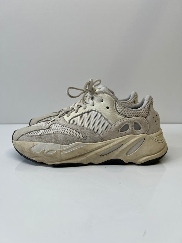 【中古品】【メンズ】 ADIDAS アディダス EG7596 YEEZY BOOST 700 イージー ブースト 靴 シューズ ローカットスニーカー 161-260924-AS-33-hon サイズ：27cm US9 カラー：グレージュ 万代Net店