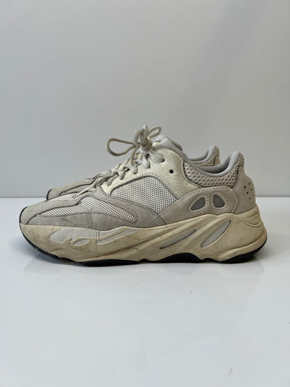 【中古品】【メンズ】 ADIDAS アディダス EG7596 YEEZY BOOST 700 イージー ブースト 靴 シューズ ローカットスニーカー 161-260924-AS-33-hon サイズ：27cm US9 カラー：グレージュ 万代Net店