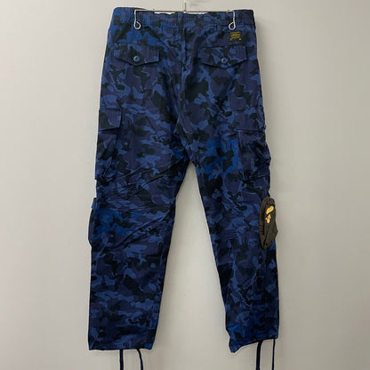 【中古品】【メンズ】 A BATHING APE アベイシングエイプ SANDCAMO MULTI POCKET WIDE FIT PANT 001PTI301009M サンドカモ マルチ ポケット ワイド フィット パンツ ボトムス 153-250717-yo-37-fuz サイズ：L カラー：ネイビー 万代Net店