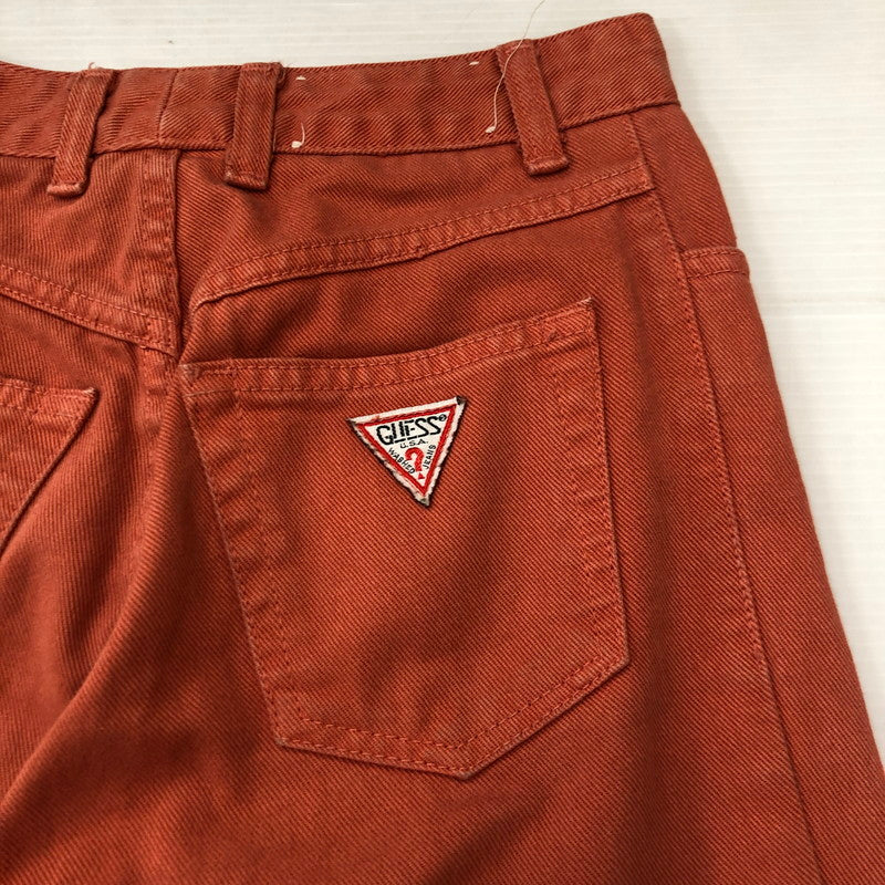 【現状渡し品】【メンズ】 GUESS BY GEORGES MARCIANO ゲス バイ ジョージズ マルシアーノ DENIM PANTS デニムパンツ ボトムス 156-261002-AS-19-hon サイズ：28 カラー：オレンジ 万代Net店