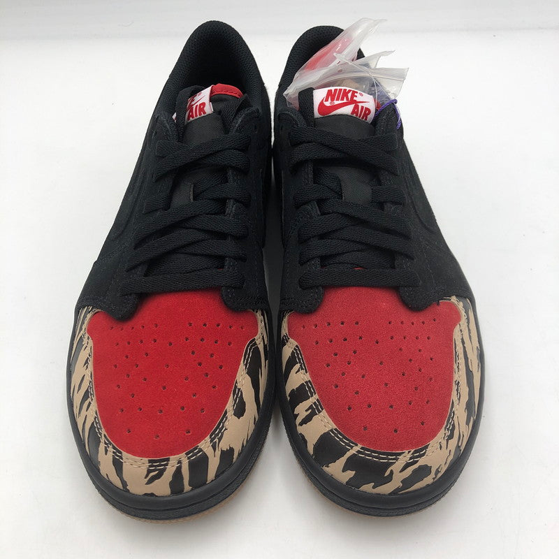【未使用品】【メンズ】 NIKE ナイキ × SOLE FLY ソールフライ 別注 コラボ AIR JORDAN 1 RETRO LOW OG SP BLACK AND SPORT RED DN3400-001 エアジョーダン1 レトロ ロー オリジナル スペシャル スニーカー 靴 160-250813-yo-08-tei カラー：BLACK/SPORT RED-DESERT 万代Net店