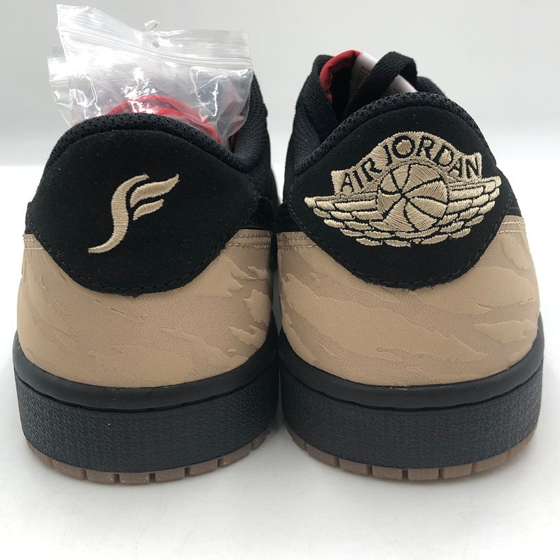 【未使用品】【メンズ】 NIKE ナイキ × SOLE FLY ソールフライ 別注 コラボ AIR JORDAN 1 RETRO LOW OG SP BLACK AND SPORT RED DN3400-001 エアジョーダン1 レトロ ロー オリジナル スペシャル スニーカー 靴 160-250813-yo-08-tei カラー：BLACK/SPORT RED-DESERT 万代Net店