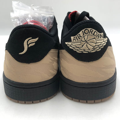 【未使用品】【メンズ】 NIKE ナイキ × SOLE FLY ソールフライ 別注 コラボ AIR JORDAN 1 RETRO LOW OG SP BLACK AND SPORT RED DN3400-001 エアジョーダン1 レトロ ロー オリジナル スペシャル スニーカー 靴 160-250813-yo-08-tei カラー：BLACK/SPORT RED-DESERT 万代Net店