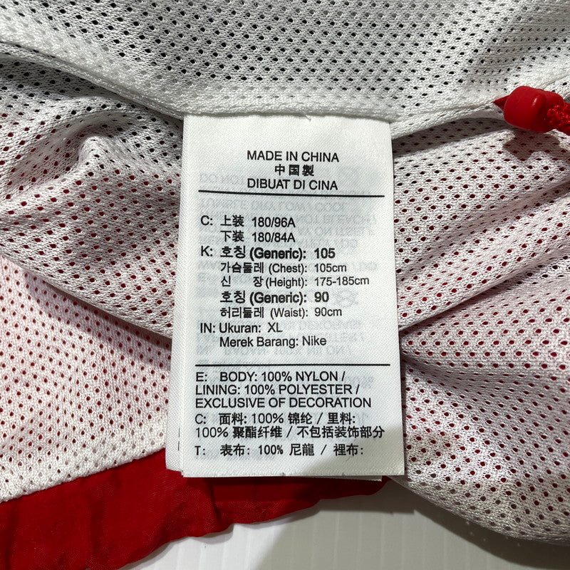 【中古品】【メンズ】 NIKE ナイキ FLIGHT NYLON JACKET BV9315-011 フライト ナイロン ジャケット ライトアウター 148-260826-yo-14-teih サイズ：XL カラー：ホワイト/ブラック/レッド 万代Net店