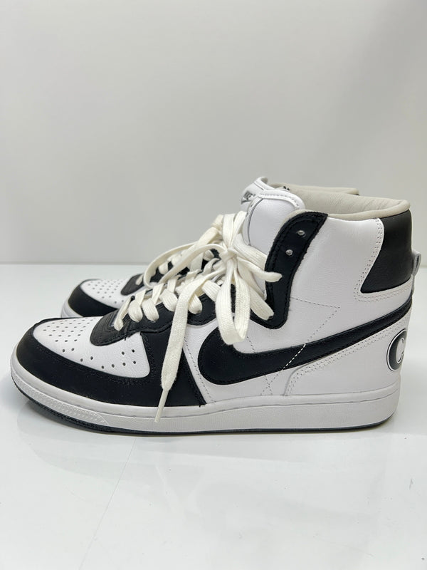 【中古品】【メンズ】 NIKE ナイキ ×COMME DES GARCONS HOMME PLUS コムデギャルソン オムプリュス FD4159-101 TERMINATOR HIGH ターミネーター ハイ スニーカー 160-260924-AS-28-hon サイズ：26cm US8 カラー：WHITE/BLACK 万代Net店