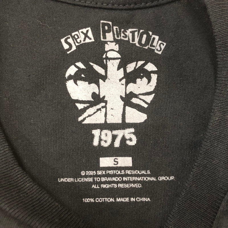 【中古品】【メンズ】 MASTERMIND マスターマインド WORLD SEX PISTOLS GOD SAVE THE QUEEN TEE ワールドセックスピストルズ ゴッドセーブ ザ クイーン Tシャツ トップス 半袖 145-250805-ts-14-tei サイズ：S カラー：ブラック 万代Net店