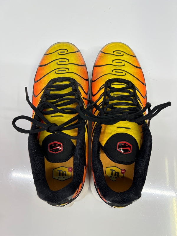 【中古品】【メンズ】 NIKE ナイキ HF0552-001 AIRMAX PLUS エアマックス プラス 靴 ローカットスニーカー 160-260924-AS-27-hon サイズ：27cm US9 カラー：BLACK/PIMENTO-BRIGHT CERAMIC 万代Net店