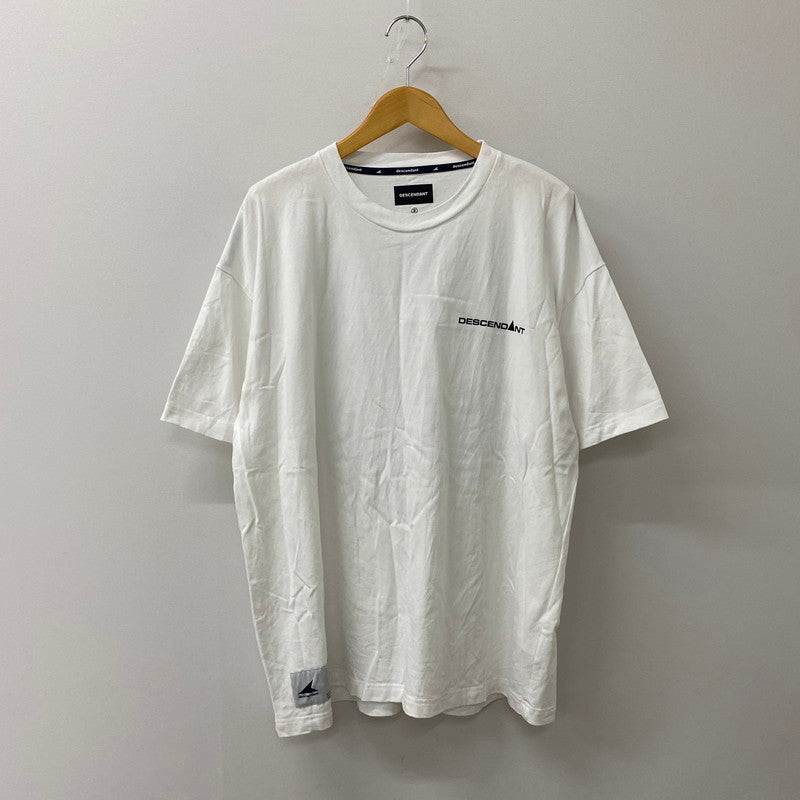 【中古品】【メンズ】 DESCENDANT ディセンダント ENVIRONMENT ORGANIC COTTON S/S 251ATDS-CSM14 エンバイロメンタル オーガニックコットン ショートスリーブ トップス 半袖 142-250817-ts-17-tei サイズ：2 カラー：ホワイト 万代Net店