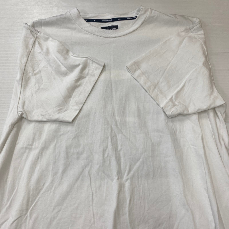 【中古品】【メンズ】 DESCENDANT ディセンダント ENVIRONMENT ORGANIC COTTON S/S 251ATDS-CSM14 エンバイロメンタル オーガニックコットン ショートスリーブ トップス 半袖 142-250817-ts-17-tei サイズ：2 カラー：ホワイト 万代Net店