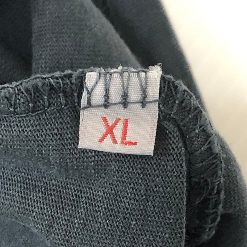 【中古品】【メンズ】 TRAVIS SCOTT CACTUS JACK トラビス・スコット カクタスジャック × FCB FCバルセロナ 別注 コラボ CJ X FCB WASHED SPRAY LOGO TEE ウォッシュド スプレー ロゴ Tシャツ トップス 142-250818-KS-10-tei サイズ：XL カラー：ブラック 万代Net店