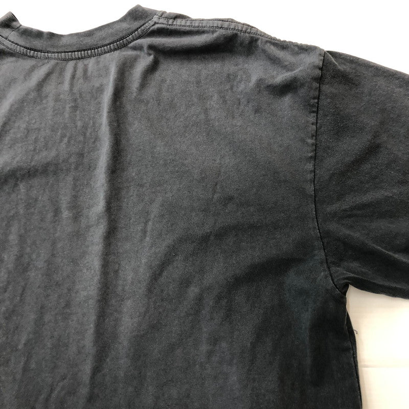 【中古品】【メンズ】 TRAVIS SCOTT CACTUS JACK トラビス・スコット カクタスジャック × FCB FCバルセロナ 別注 コラボ CJ X FCB WASHED SPRAY LOGO TEE ウォッシュド スプレー ロゴ Tシャツ トップス 142-250818-KS-10-tei サイズ：XL カラー：ブラック 万代Net店