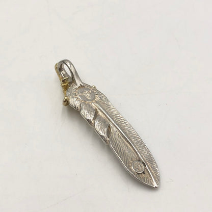 【中古品】【メンズ】 TADY＆KING タディアンドキング SVフェザー爪K18 Mサイズ tkgh-074m 右向き アクセサリー ペンダントトップ ネイティブジュエリー 191-250817-kk-06-tei カラー：シルバー 万代Net店