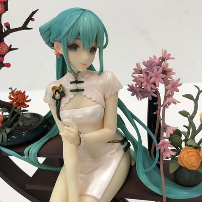 【中古品】 VOCALOID 初音ミク 韶華Ver. 1/7 フィギュア 053-260715-ns-06-tei 万代Net店