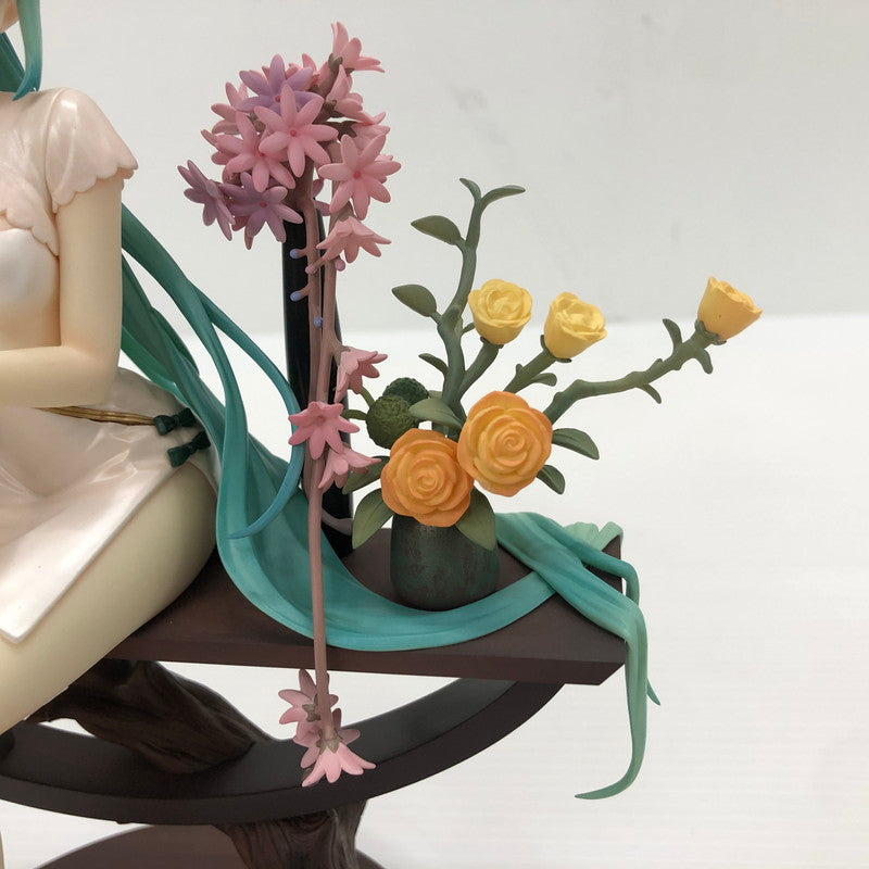 【中古品】 VOCALOID 初音ミク 韶華Ver. 1/7 フィギュア 053-260715-ns-06-tei 万代Net店