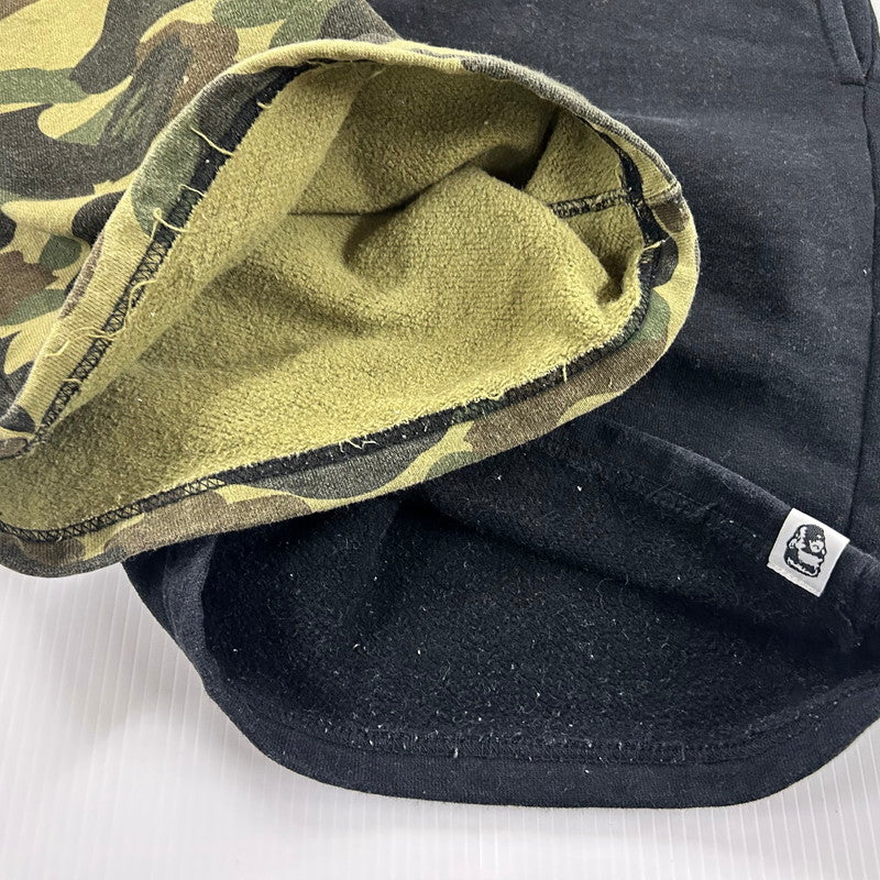 【中古品】【メンズ】 A BATHING APE アベイシングエイプ 1ST CAMO BACK SHARK SWEAT SHORTS ファースト カモ バック シャーク スウェット ショーツ ボトムス ハーフパンツ 153-250823-yo-27-tei サイズ：XL カラー：ブラック/カモ 万代Net店