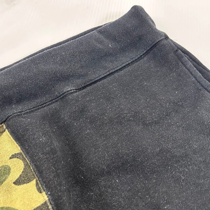 【中古品】【メンズ】 A BATHING APE アベイシングエイプ 1ST CAMO BACK SHARK SWEAT SHORTS ファースト カモ バック シャーク スウェット ショーツ ボトムス ハーフパンツ 153-250823-yo-27-tei サイズ：XL カラー：ブラック/カモ 万代Net店