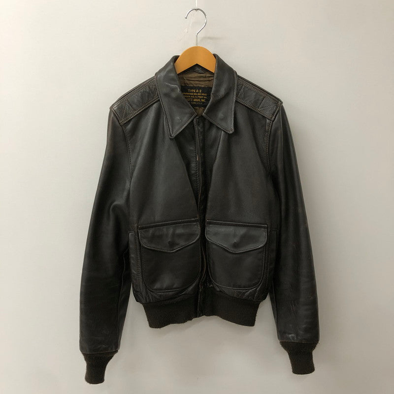 【現状渡し品】【メンズ】 schott ショット 80’s A-2 FLIGHT LEATHER JACKET VINTAGE 30-1415 80年代 エーツー フライト レザージャケット ヴィンテージ アウター USA製 145-250825-KS-23-tei サイズ：38 カラー：ブラウン 万代Net店