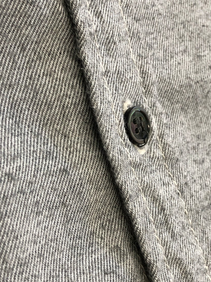 【中古品】【メンズ】 AND WANDER アンドワンダー DRY LINEN SHIRT ドライ リネン シャツ ノーカラー 長袖シャツ ロングスリーブ 144-261003-AS-31-hon サイズ：下記参照 カラー：グレー 万代Net店