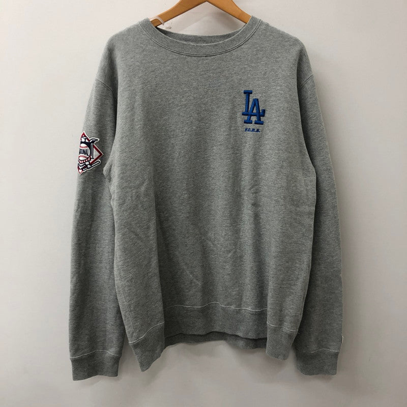 【中古品】【メンズ】 MLB TOUR TEAM CREWNECK SWEAT FCRB-212024 エムエルビー ツアー チーム クルーネック スウェット トップス トレーナー 142-250914-ts-15-fuzh サイズ：M カラー：グレー 万代Net店