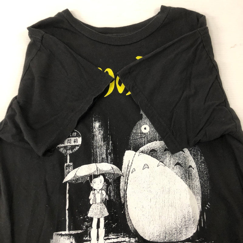 【中古品】【メンズ】 となりのトトロ バス停 スタジオジブリ Tシャツ TOTORO GHIBLI print T-shirt 古着 145-250909-nm-33-tei サイズ：S カラー：ブラック 万代Net店