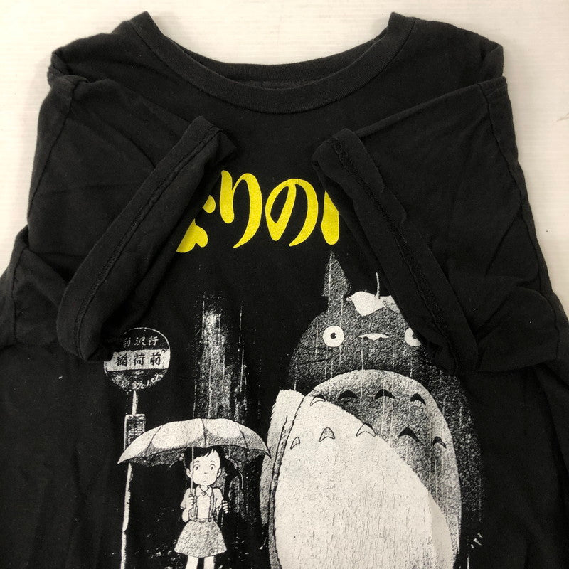 【中古品】【メンズ】 となりのトトロ バス停 スタジオジブリ Tシャツ TOTORO GHIBLI print T-shirt 古着 145-250909-nm-33-tei サイズ：S カラー：ブラック 万代Net店