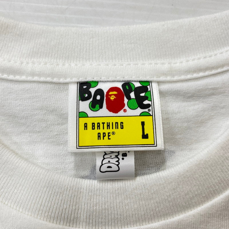 【中古品】【メンズ】 A BATHING APE アベイシングエイプ × DRAGON BALL Z ドラゴンボールゼット 別注 コラボ BABY-MILO TEE S/S ベイビーマイロ Tシャツ ショートスリーブ トップス 半袖 142-250830-ts-09-tei サイズ：L カラー：ホワイト 万代Net店