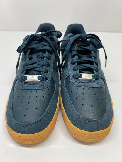 【中古品】【レディース】 NIKE ナイキ FQ8714-400 AIRFORCE 1 07 LV8 エアフォースワン 靴 ローカットスニーカー 160-260924-AS-26-hon サイズ：25cm US7 カラー：ARMORY NAVY/SUMMIT WHITE 万代Net店
