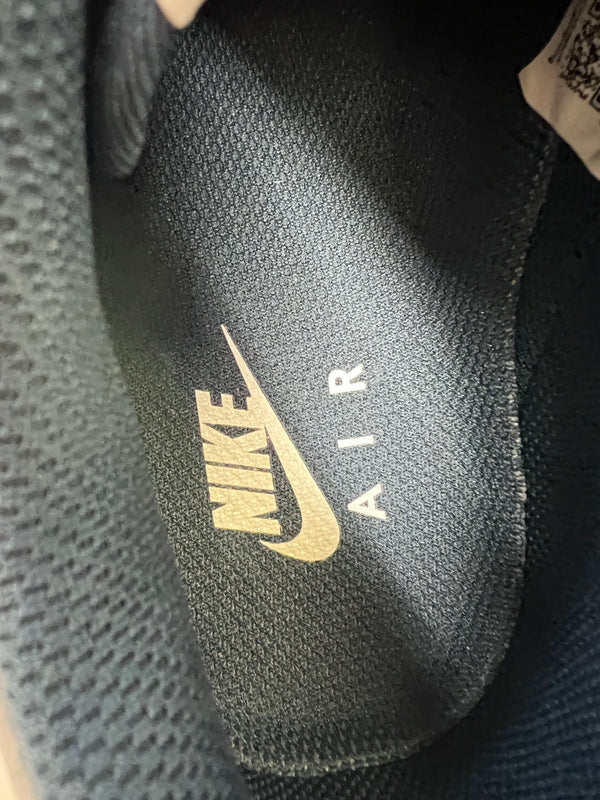 【中古品】【レディース】 NIKE ナイキ FQ8714-400 AIRFORCE 1 07 LV8 エアフォースワン 靴 ローカットスニーカー 160-260924-AS-26-hon サイズ：25cm US7 カラー：ARMORY NAVY/SUMMIT WHITE 万代Net店