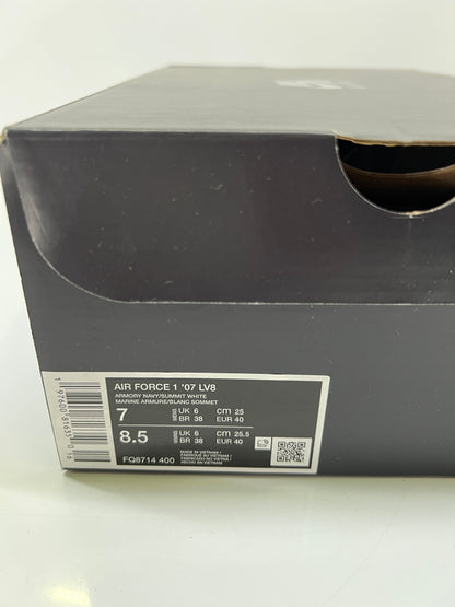 【中古品】【レディース】 NIKE ナイキ FQ8714-400 AIRFORCE 1 07 LV8 エアフォースワン 靴 ローカットスニーカー 160-260924-AS-26-hon サイズ：25cm US7 カラー：ARMORY NAVY/SUMMIT WHITE 万代Net店