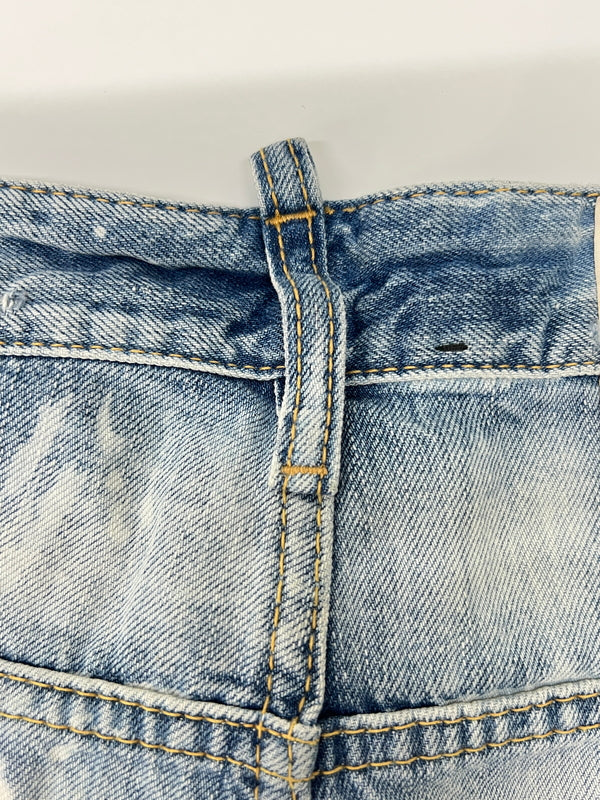 【現状渡し品】【メンズ】 DSQUARED2 ディースクエアード PAINT CRASH DENIM SHORT PANTS ペイント クラッシュ デニムショートパンツ ボトムス ジーンズ ショーツ 152-260830-kk-11-hon サイズ：42 カラー：ライトインディゴ 万代Net店