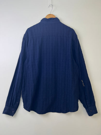 【中古品】【メンズ】 DESIGUAL デジグアル 25SMCW245096 テクスチャシャツ 長袖シャツ ロングスリーブ 147-260924-AS-2-hon サイズ：L カラー：ネイビー 万代Net店