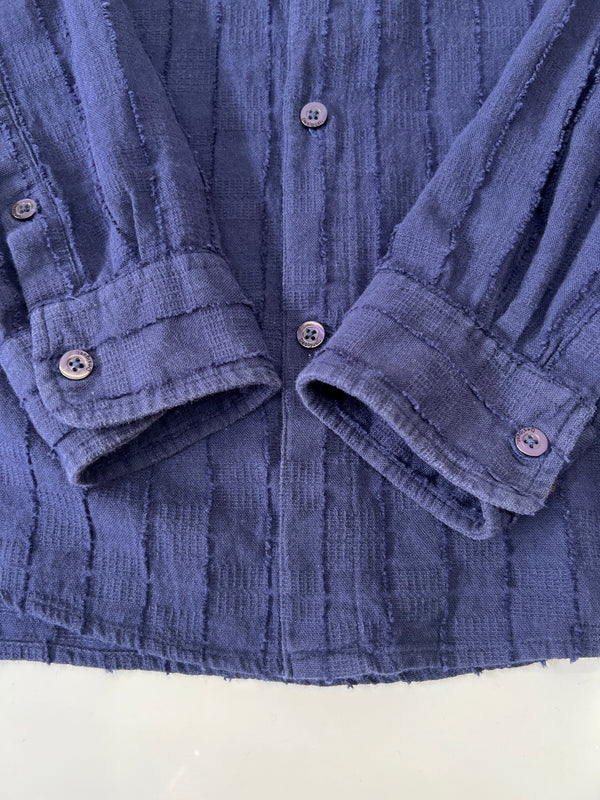 【中古品】【メンズ】 DESIGUAL デジグアル 25SMCW245096 テクスチャシャツ 長袖シャツ ロングスリーブ 147-260924-AS-2-hon サイズ：L カラー：ネイビー 万代Net店
