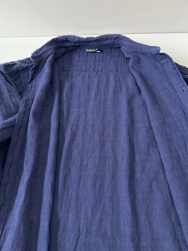 【中古品】【メンズ】 DESIGUAL デジグアル 25SMCW245096 テクスチャシャツ 長袖シャツ ロングスリーブ 147-260924-AS-2-hon サイズ：L カラー：ネイビー 万代Net店