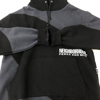 【中古品】【メンズ】 NEIGHBORHOOD ネイバーフッド × PERKS AND MINI パークスアンドミニ 別注 コラボ PULLOVER HOODIE 192MBPMN-CSM01S プルオーバー フーディ 長袖 トップス パーカー 142-250912-yo-08-tei サイズ：M カラー：ブラック 万代Net店