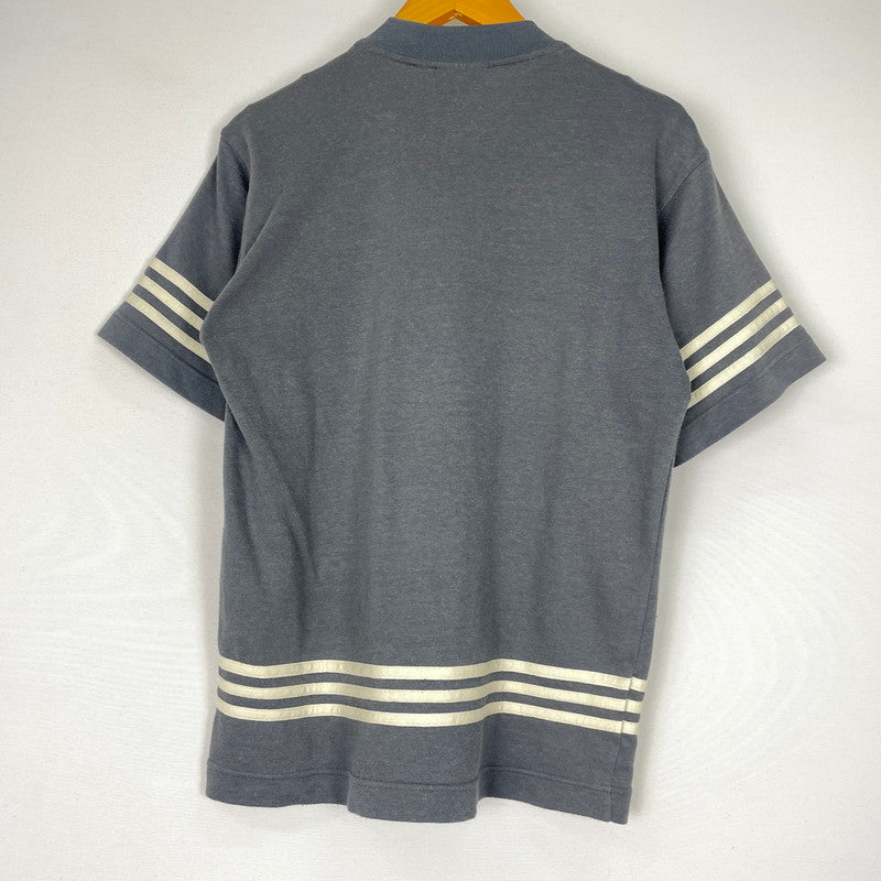 【中古品】【メンズ】 adidas アディダス 90’s HENLEY NECK S/S T-SHIRT 90年代 ヘンリーネック ショートスリーブ Tシャツ トップス 半袖 万国タグ 148-251110-ts-20-tei サイズ：不明 カラー：グレー 万代Net店